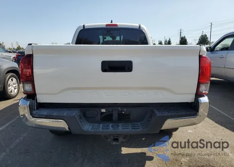 2021 Toyota Tacoma Access Cab z USA, uszkodzony, nr VIN 3TYRX5GN7MT008637